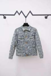 Picture of LV Sweater Suits _SKULVsz46-52M-2XLqqtxM2150M215141222